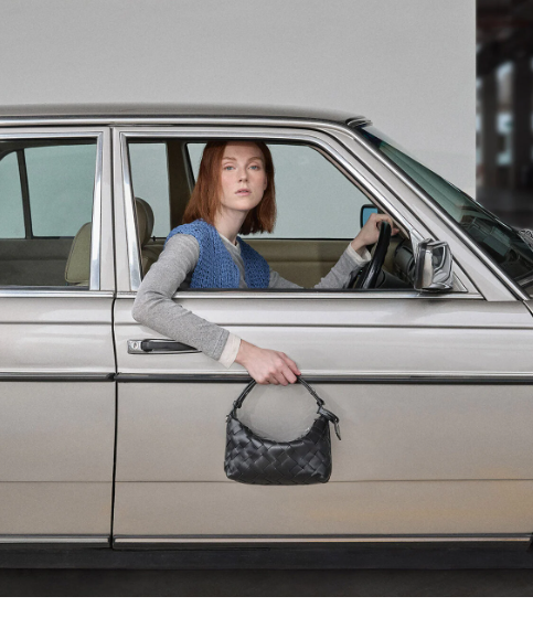 Ivette-イヴェット-ウーブンショルダーバッグ-Noir-CHARLES-KEITH-チャールズアンドキース-公式通販-08-22-2025_08_46_AM